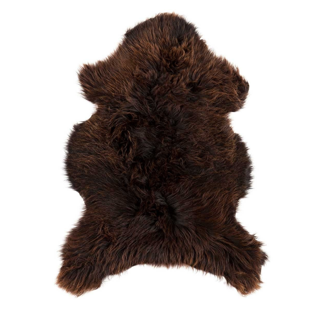 Een groot, natuurlijk bruin schapenvacht van 180 x 100 cm, perfect voor decoratie en comfort in huis en tuin.