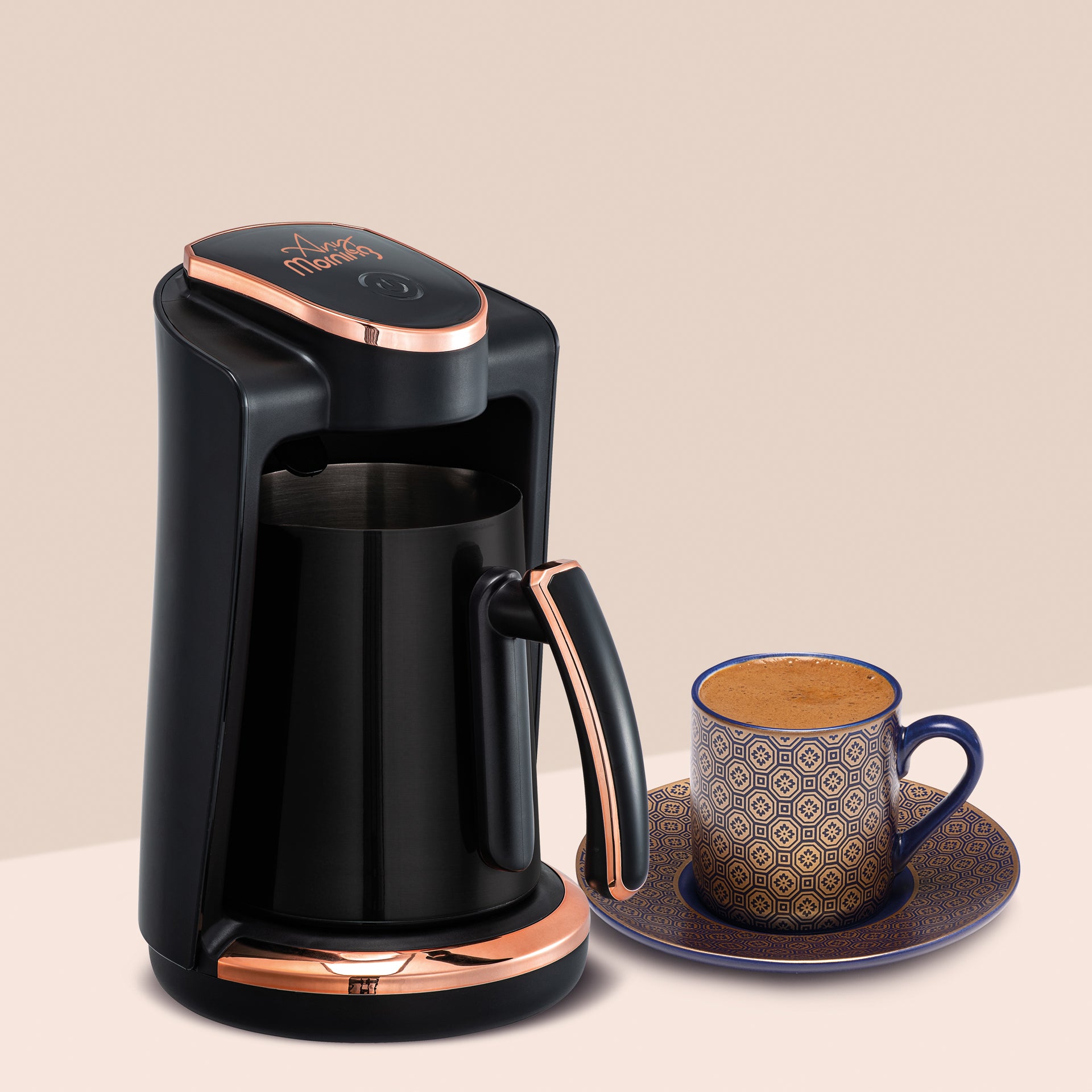 Any Morning Türkische Kaffeemaschine mit Edelstahlkanne, ideal für die Zubereitung von türkischem Kaffee für bis zu 4 Personen.