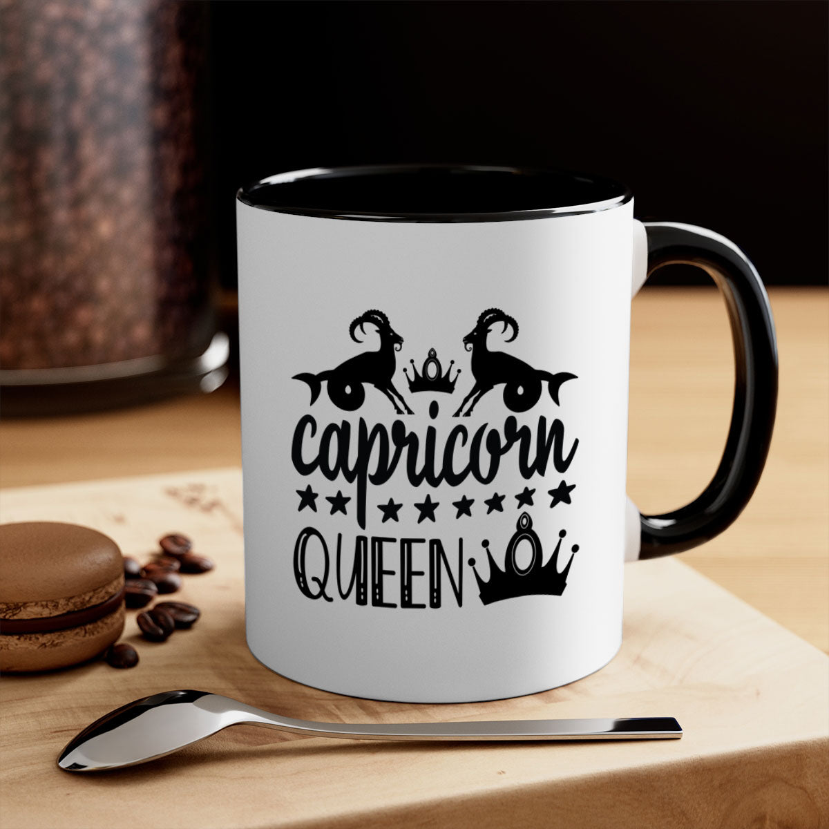 Capricorn queen 195# Mug featuring a two-tone design with a colored handle and interior, available in five colors, perfect for coffee and tea.