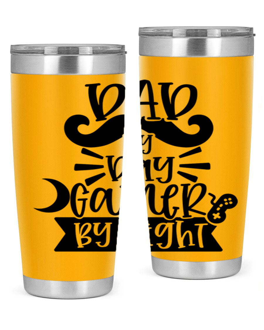 Dad by Day Gamer 67# Tumbler in stainless steel with a vibrant design, perfect for keeping drinks hot or cold.