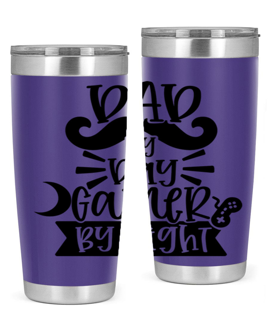 Dad by Day Gamer 67# Tumbler in stainless steel with a vibrant design, perfect for keeping drinks hot or cold.