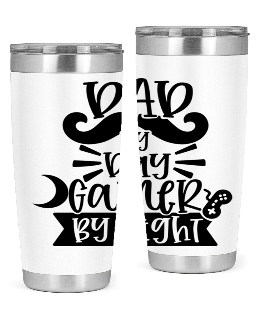 Dad by Day Gamer 67# Tumbler in stainless steel with a vibrant design, perfect for keeping drinks hot or cold.