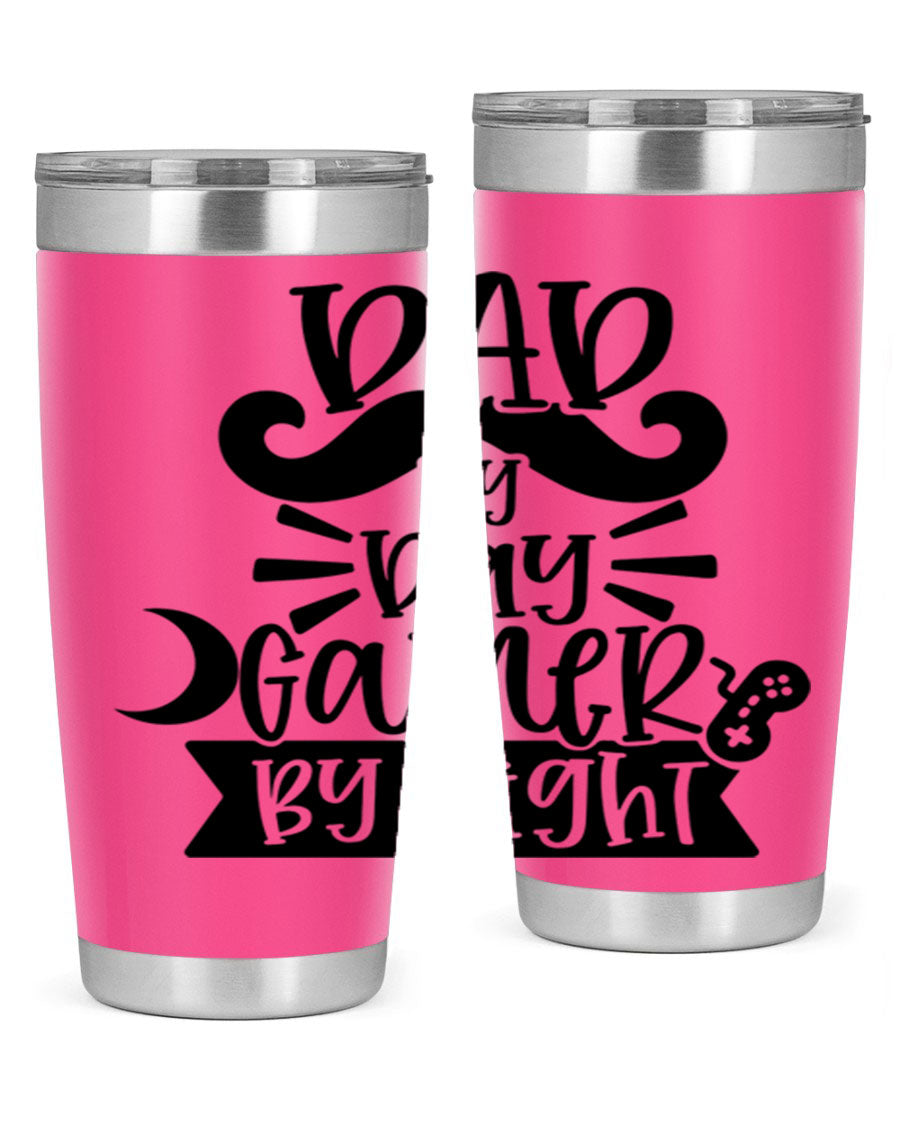 Dad by Day Gamer 67# Tumbler in stainless steel with a vibrant design, perfect for keeping drinks hot or cold.
