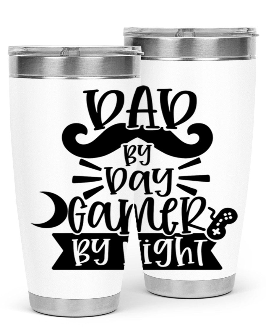 Dad by Day Gamer 67# Tumbler in stainless steel with a vibrant design, perfect for keeping drinks hot or cold.