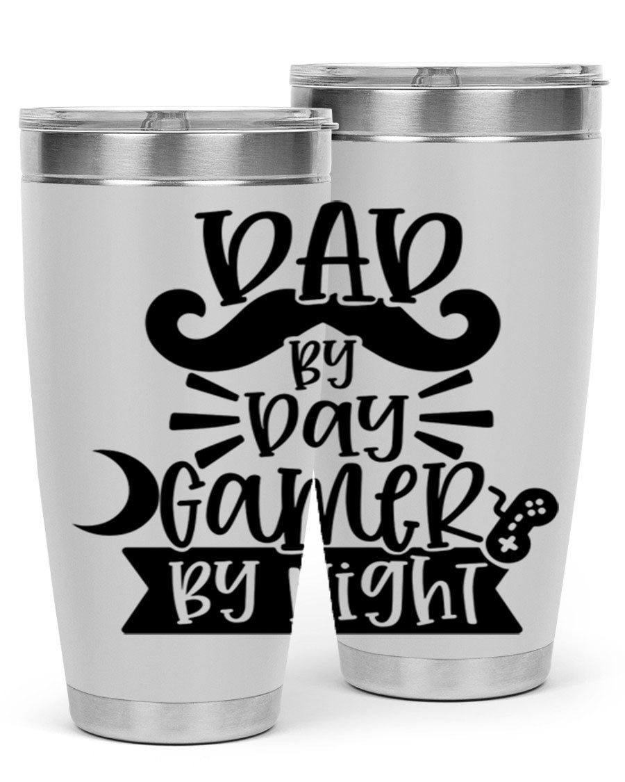 Dad by Day Gamer 67# Tumbler in stainless steel with a vibrant design, perfect for keeping drinks hot or cold.