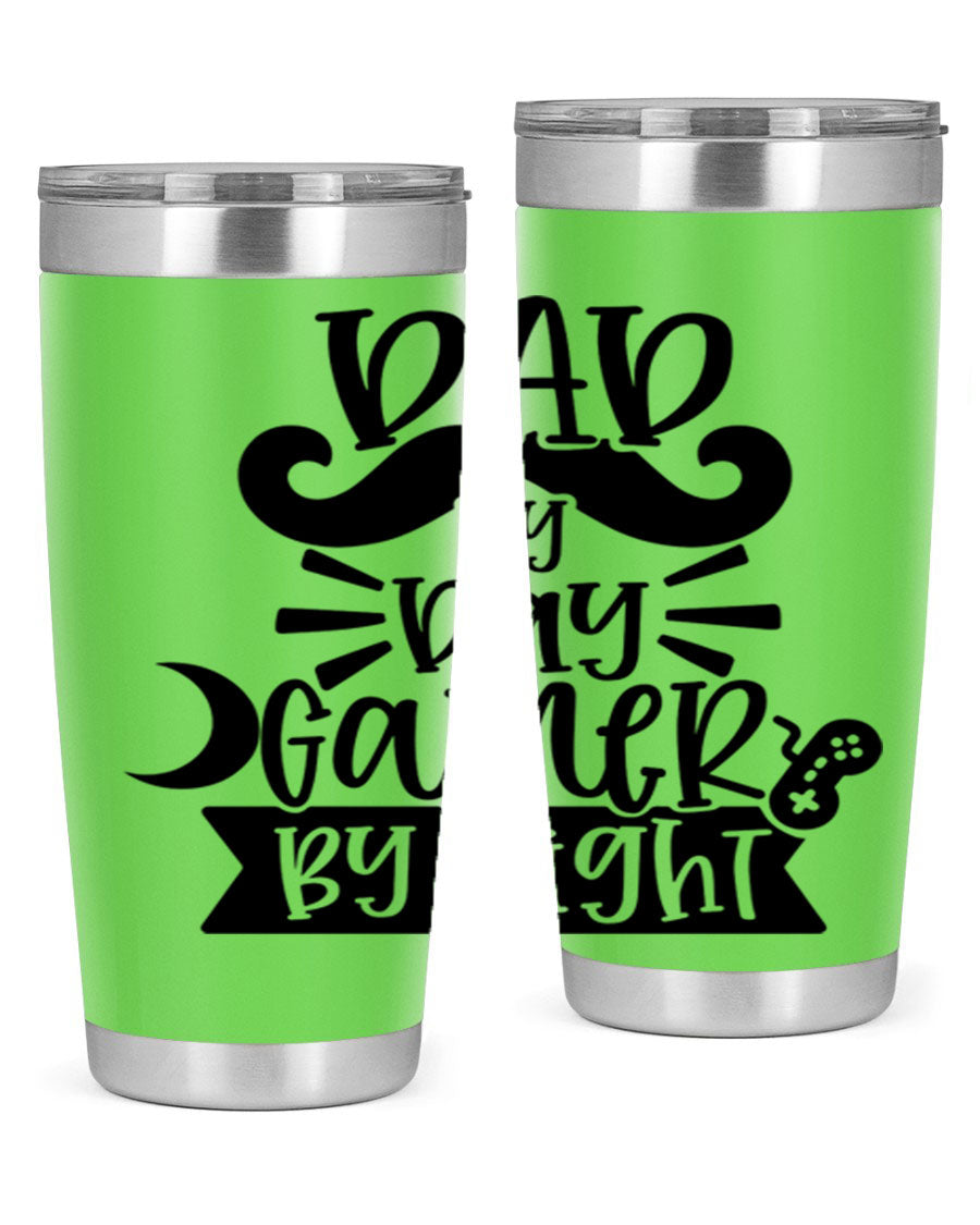 Dad by Day Gamer 67# Tumbler in stainless steel with a vibrant design, perfect for keeping drinks hot or cold.