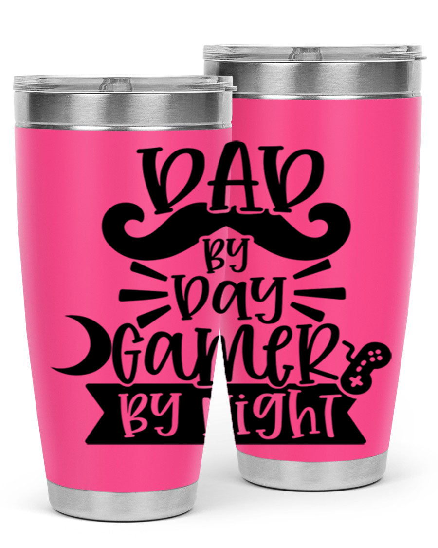 Dad by Day Gamer 67# Tumbler in stainless steel with a vibrant design, perfect for keeping drinks hot or cold.
