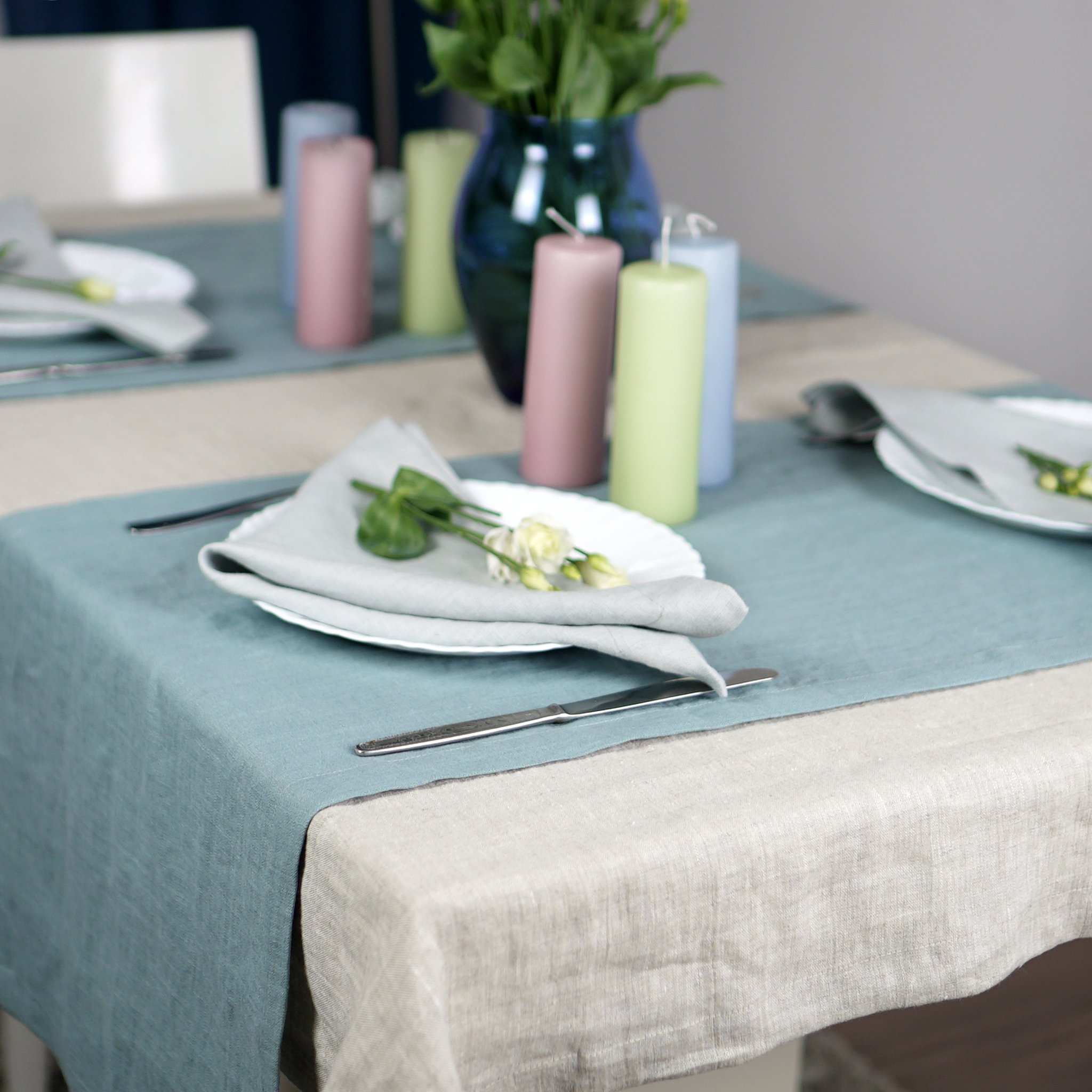 Light Grey linen napkins set, handcrafted from 100% stonewashed linen, featuring a decorative hem and a soft, luxurious texture.