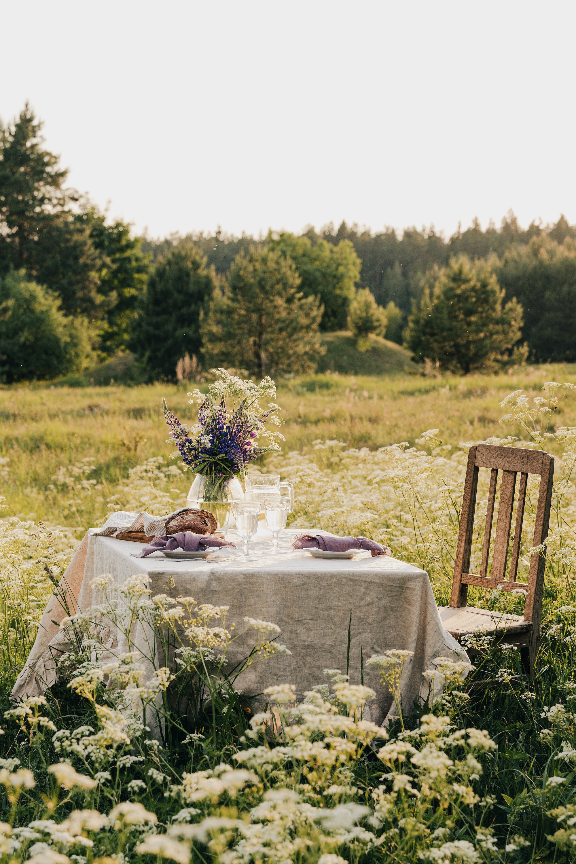 Set of two mustard linen napkins with tassels, showcasing a soft texture and elegant design, perfect for modern dining decor.