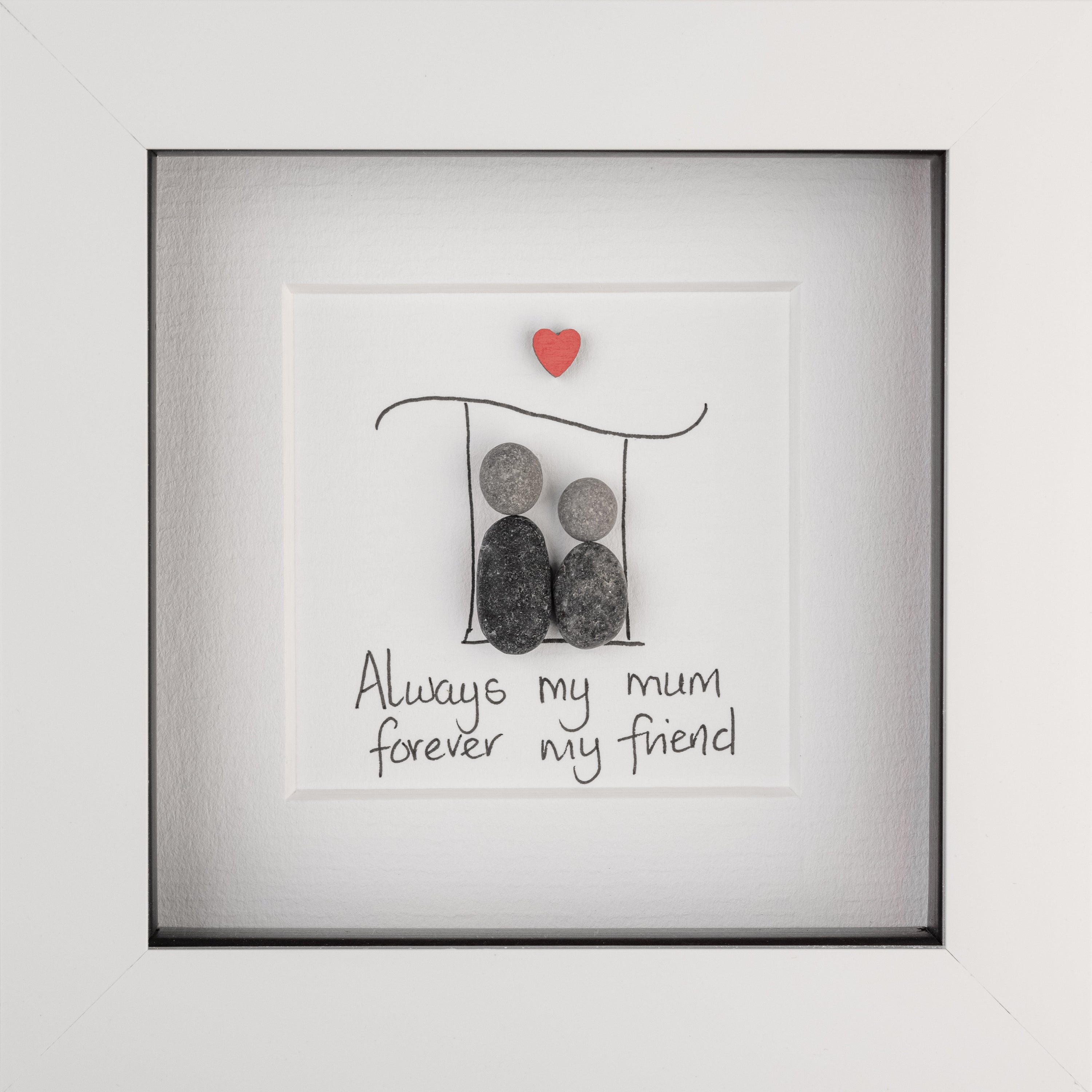 A beautifully designed gift titled 'Always my mum', perfect for celebrating mothers on various occasions.