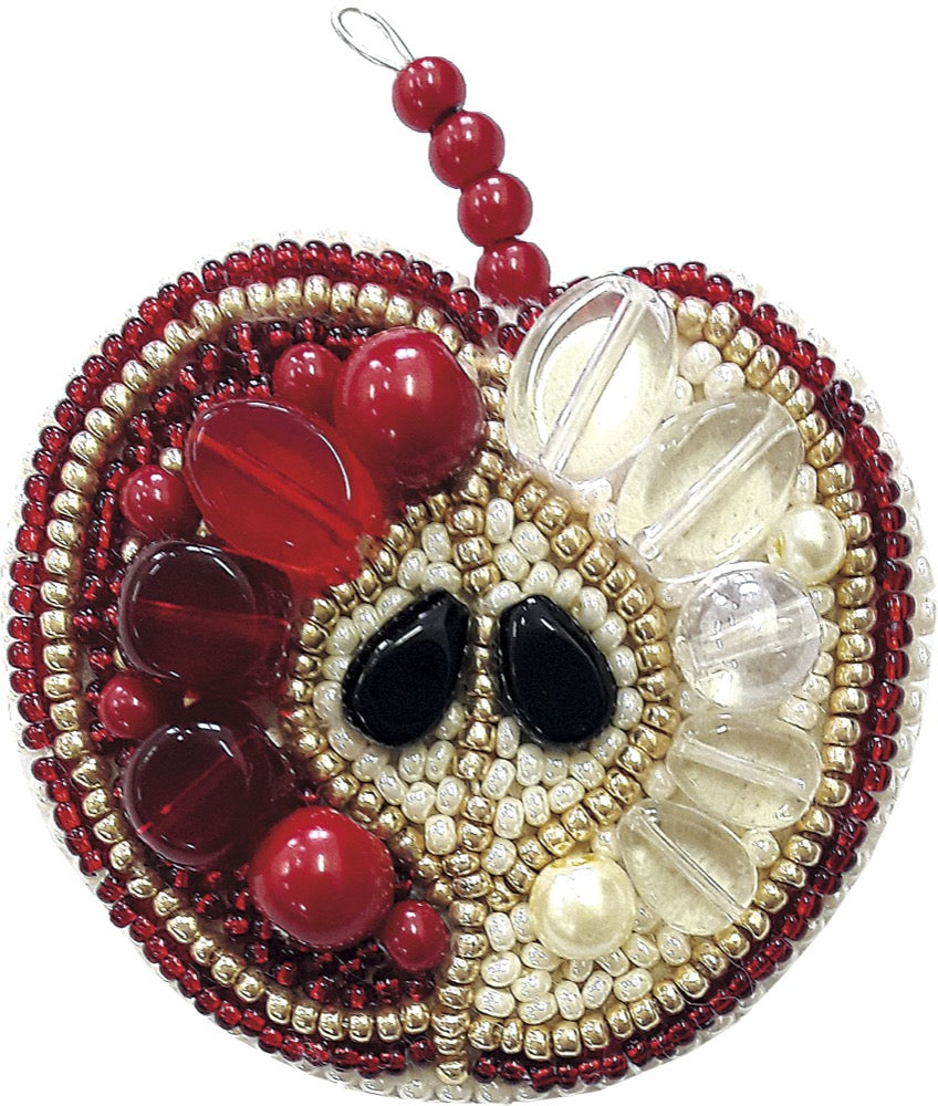 BP-188C Beadwork kit featuring a red apple design with various beads and crafting materials.