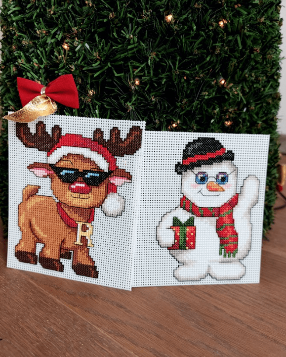 Christmas Toys 120CS Counted Cross-Stitch Kit featuring vibrant colors and included materials for holiday crafting.