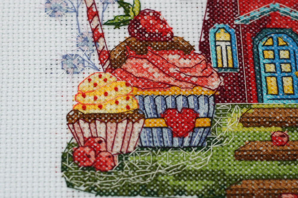 Cross-stitch kit Coffee house AH-149 featuring cotton canvas, colorful floss, and symbol scheme for easy stitching.