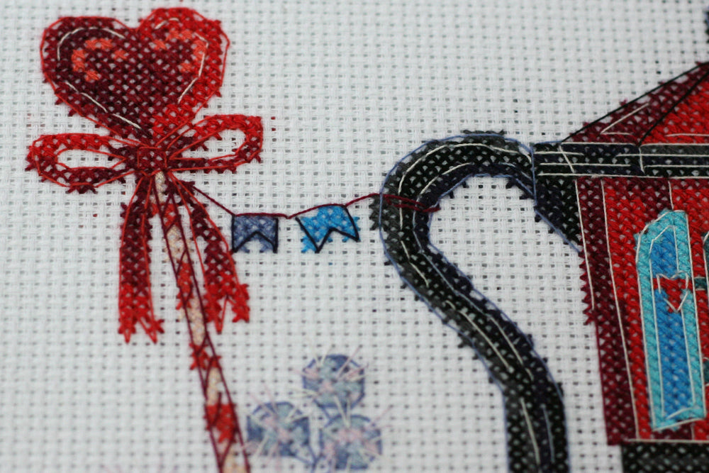 Cross-stitch kit Coffee house AH-149 featuring cotton canvas, colorful floss, and symbol scheme for easy stitching.