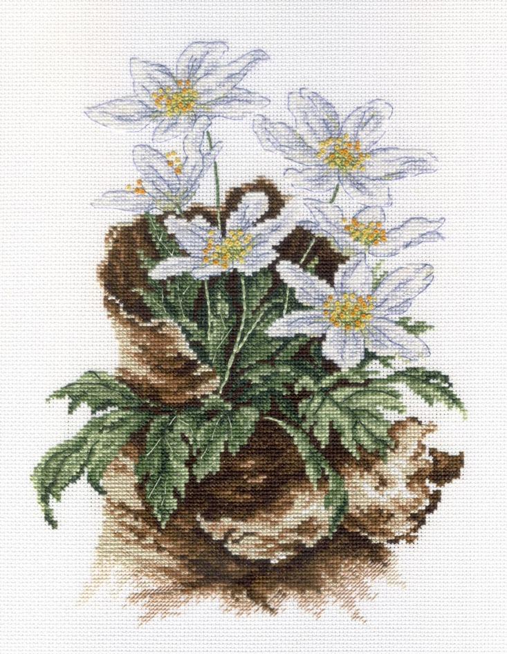 First Flowers SNV-567 Counted Cross Stitch Kit featuring AIDA canvas, cotton threads, and a needle for crafting.