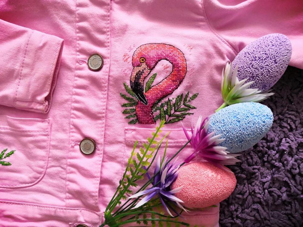 Flamingo Cross Stitch kit B-248 with water soluble canvas, threads, and needle for DIY clothing decoration.