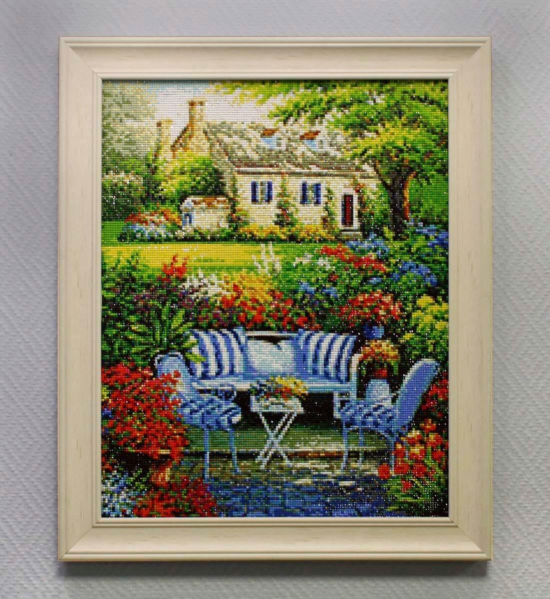 Flower Garden Wizardi Diamond Painting Kit with colorful square acrylic diamonds and detailed design canvas.