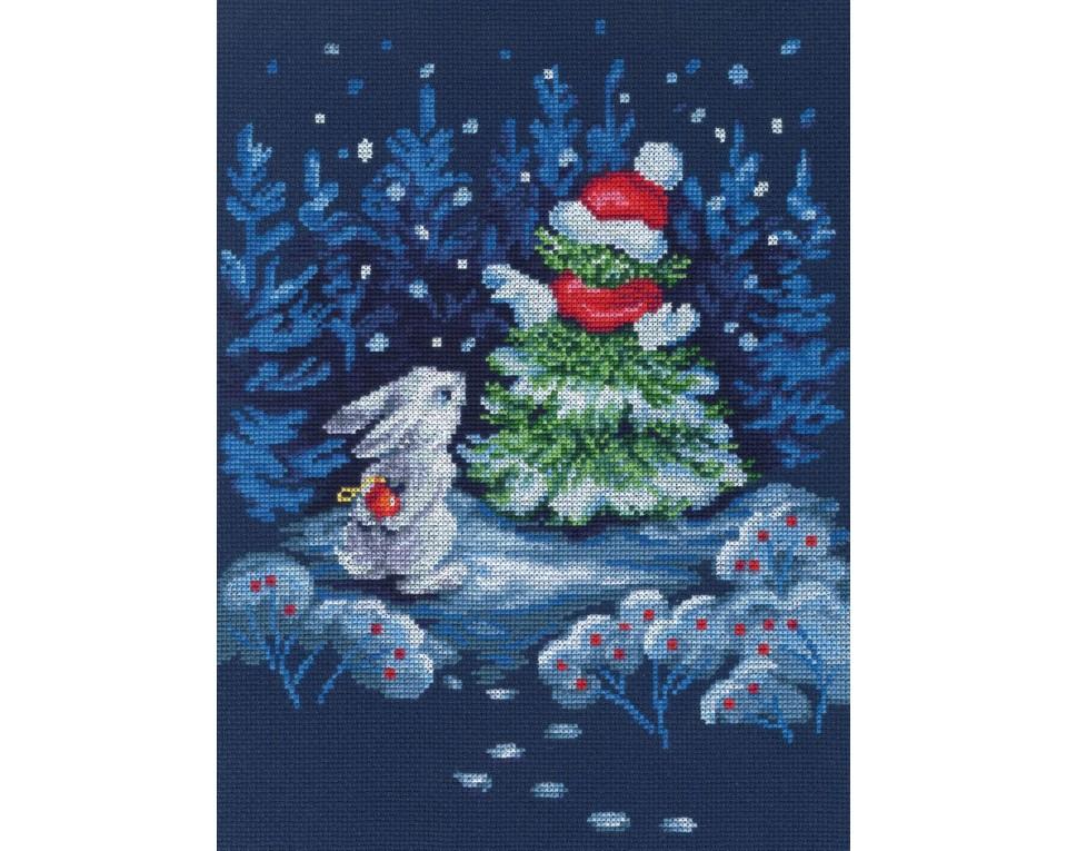 M973 Counted Cross Stitch Kit featuring blue Aida fabric, cotton threads, and included accessories for Christmas tree decoration.