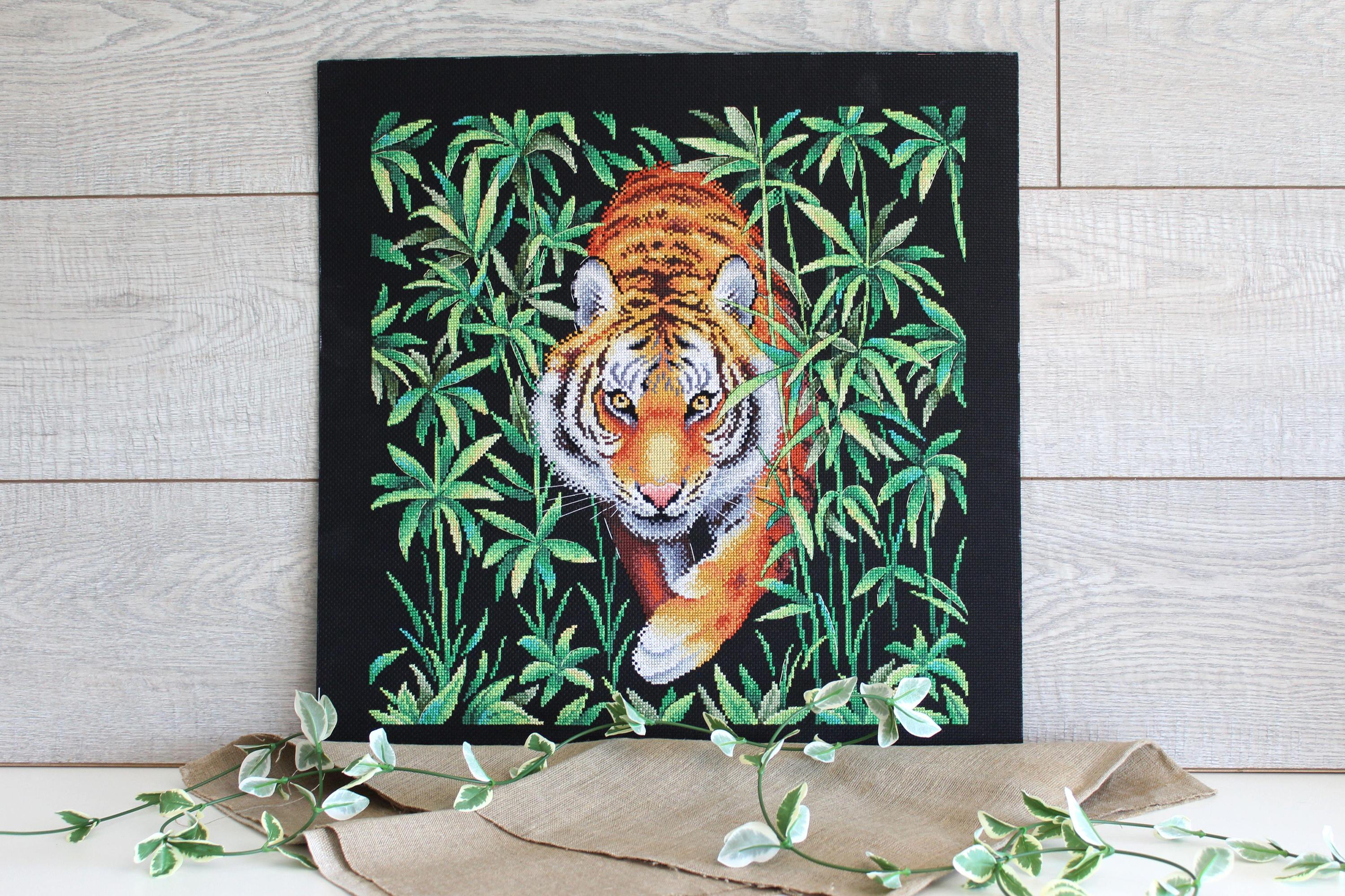 Master of the Jungle HB-756 Counted Cross Stitch Kit featuring vibrant threads and Aida canvas.