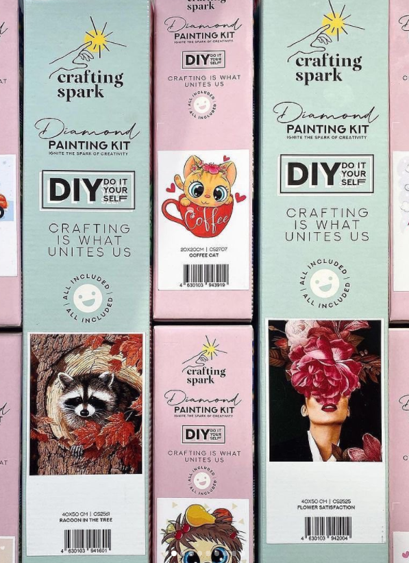 Tenderness CS2302 Diamond Painting Kit featuring a 7.9x7.9 inch self-adhesive canvas, tools, and colorful square acrylic diamonds.