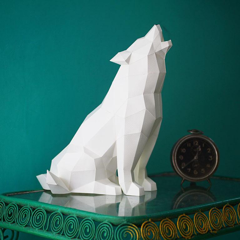 A beautifully crafted Wolf 3D Paper Model Lamp showcasing intricate details and a unique design, perfect for home or office decor.