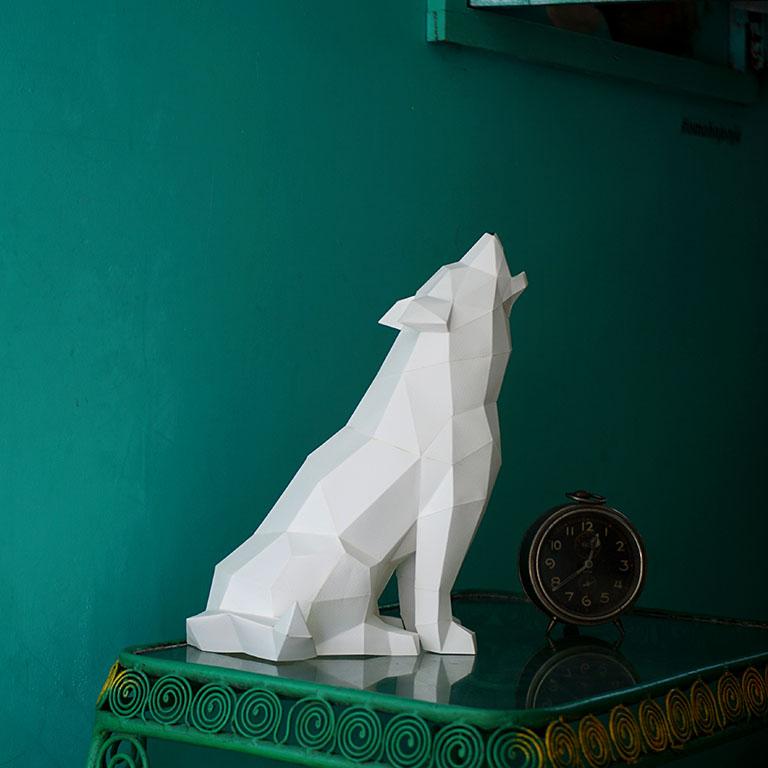 A beautifully crafted Wolf 3D Paper Model Lamp showcasing intricate details and a unique design, perfect for home or office decor.