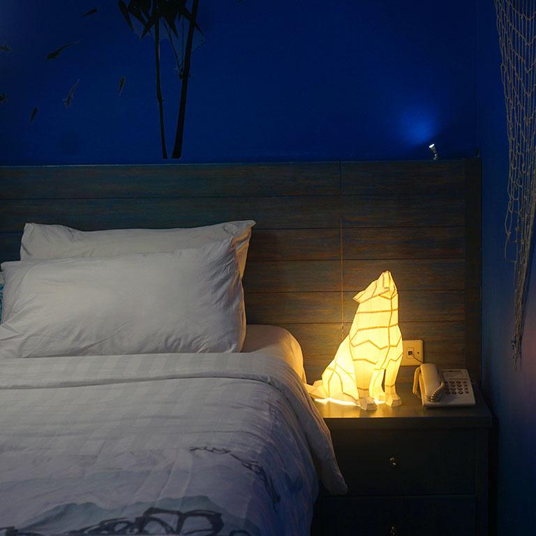 A beautifully crafted Wolf 3D Paper Model Lamp showcasing intricate details and a unique design, perfect for home or office decor.