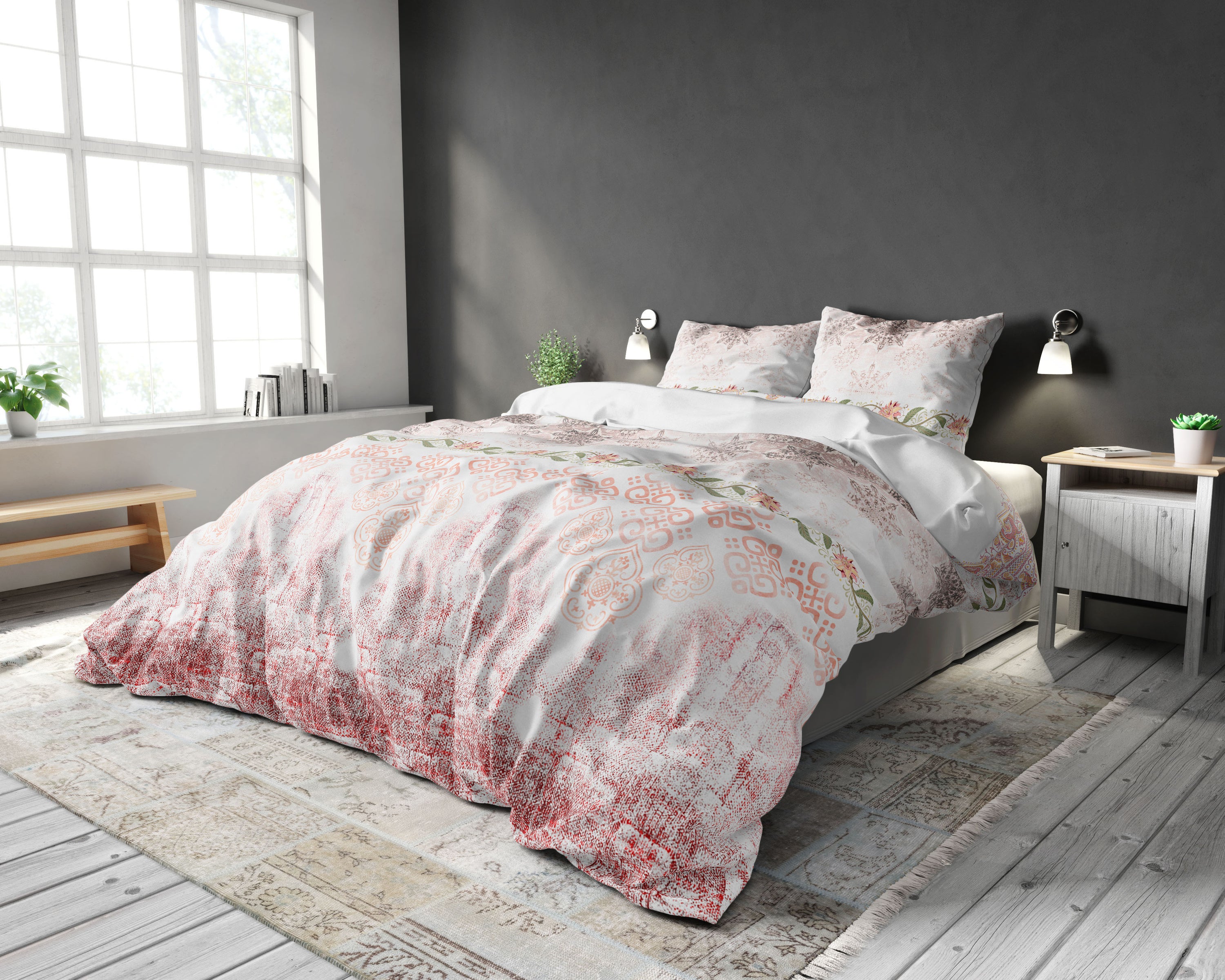 Vaaleanpunainen Andrea pussilakanasetti, koko 200 x 220 cm, sisältää kaksi tyynyliinaa, valmistettu puuvillasta ja mikroperkaalista.