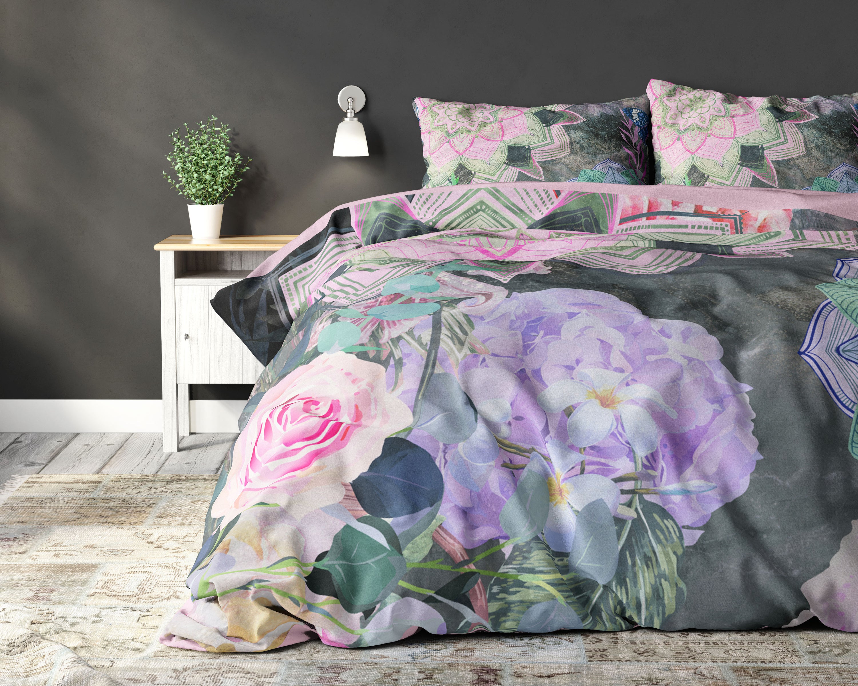 Ayse 240 x 220 pussilakanasetti, monivärinen, pehmeä puuvilla ja mikroperkaali, sisältää kaksi tyynyliinaa.