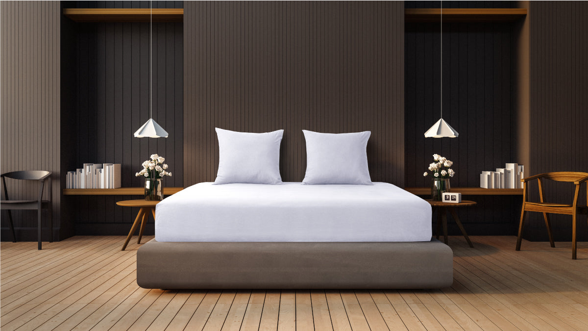 A double pack of Flannel Fleece Fitted Sheets in soft, plush cotton-flannel, ideal for cozy nights.