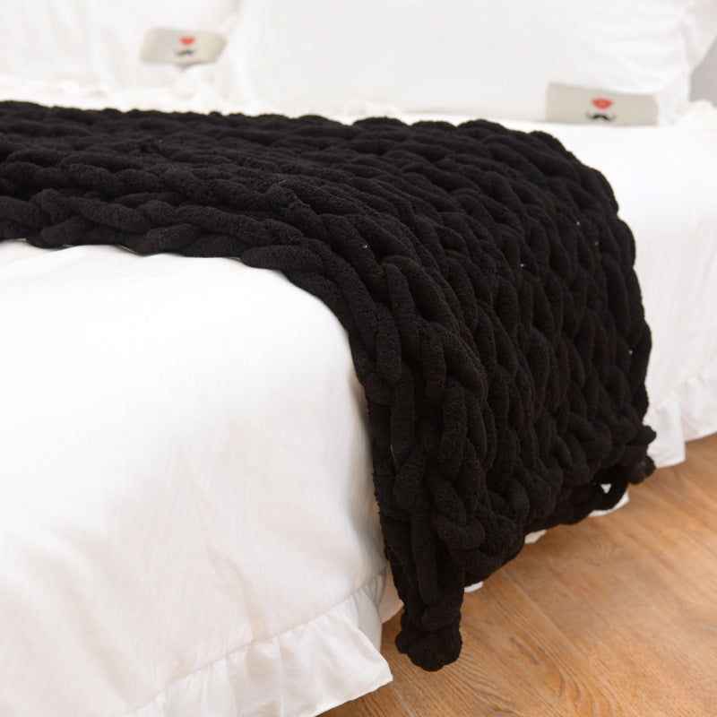 Handmade coarse yarn knitted chenille rod blanket in various colors, showcasing its soft texture and cozy design.