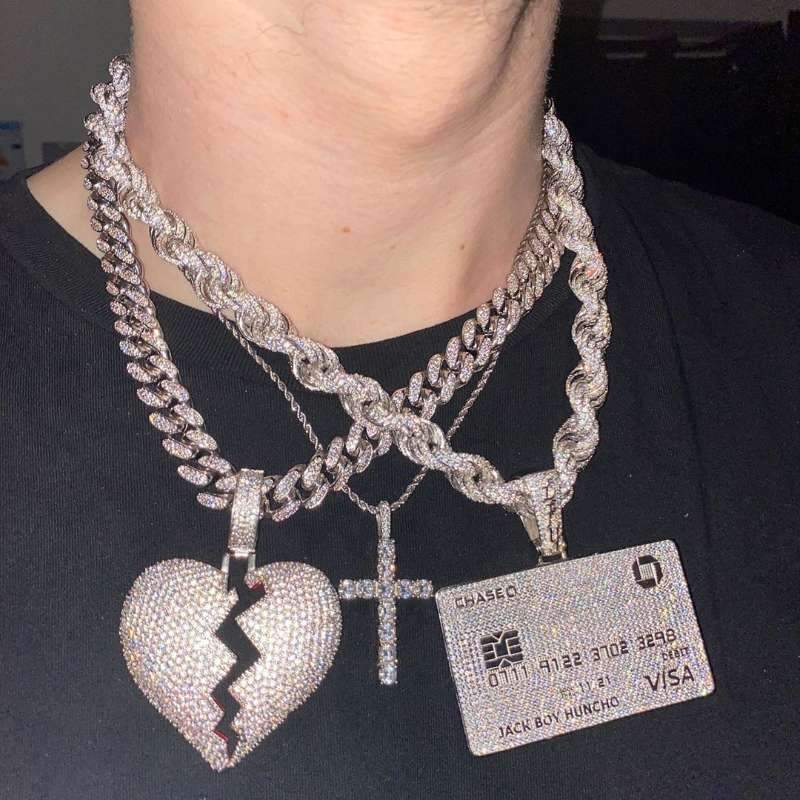 18k Gold Plated VISA Credit Card Pendant Necklace with micro paved cubic zirconia stones, showcasing a stylish hip hop design.