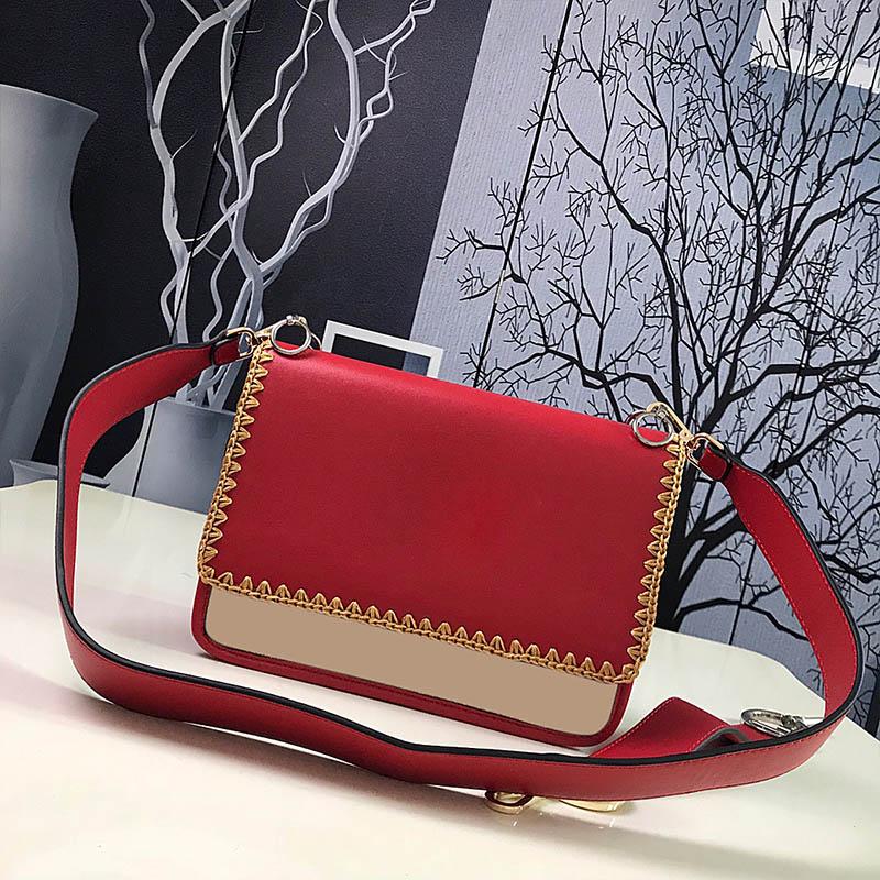 2021 luxury designer leather clutch bag for women, featuring a sleek design and genuine leather material.