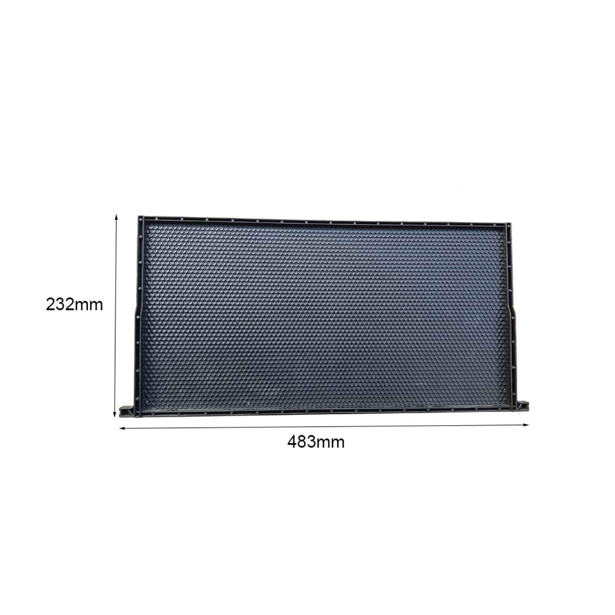 20 assembled plastic frames for Langstroth beehives, showcasing their sturdy design and dimensions.