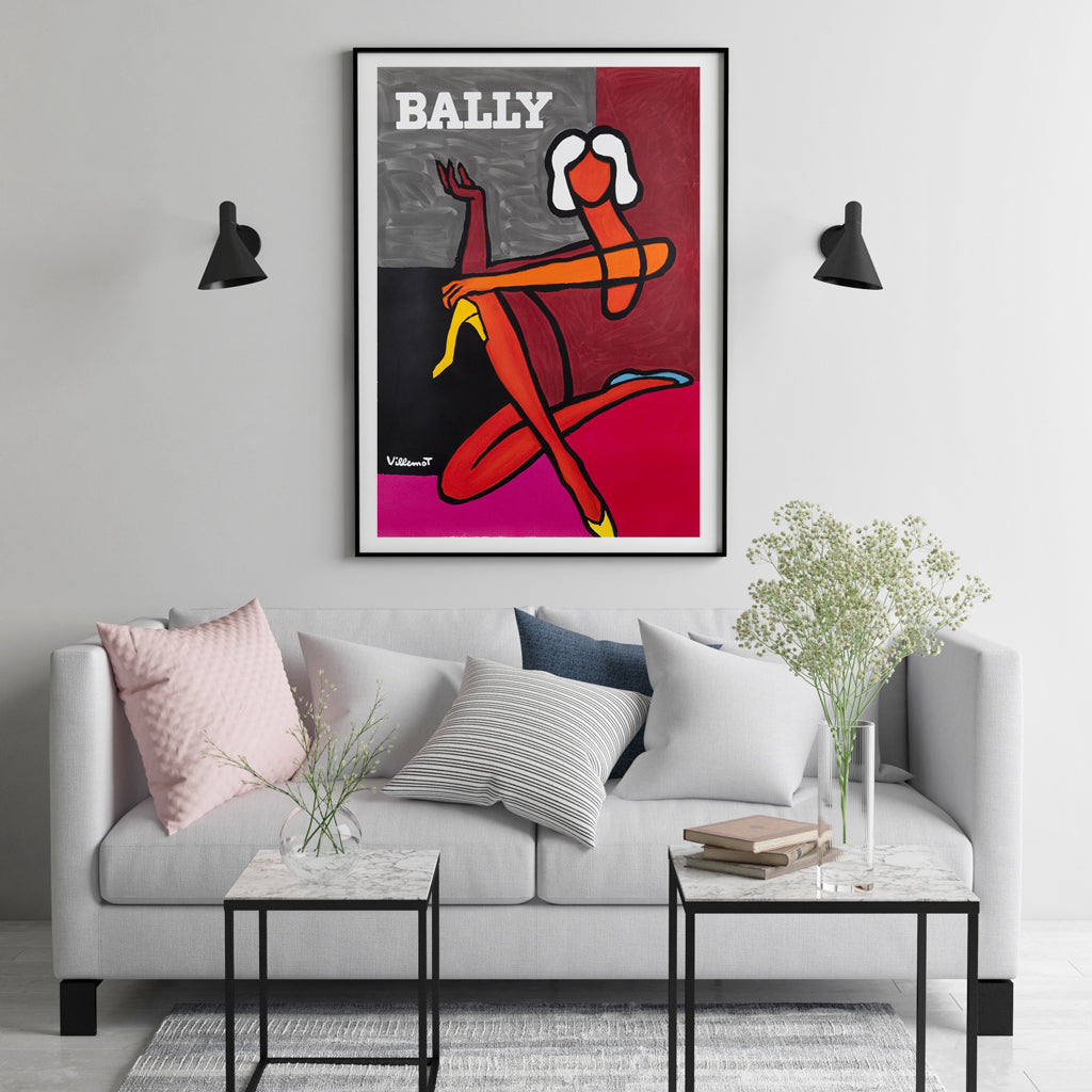 Stylish 70cmx100cm canvas wall art featuring a fashionable woman in a black frame, perfect for home decor.
