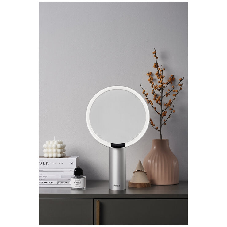 Amiro 8-inch HD Sensor OnOff LED Cordless O-Series II Mirror with touch control and suction cup base, showcasing its sleek design and bright illumination.