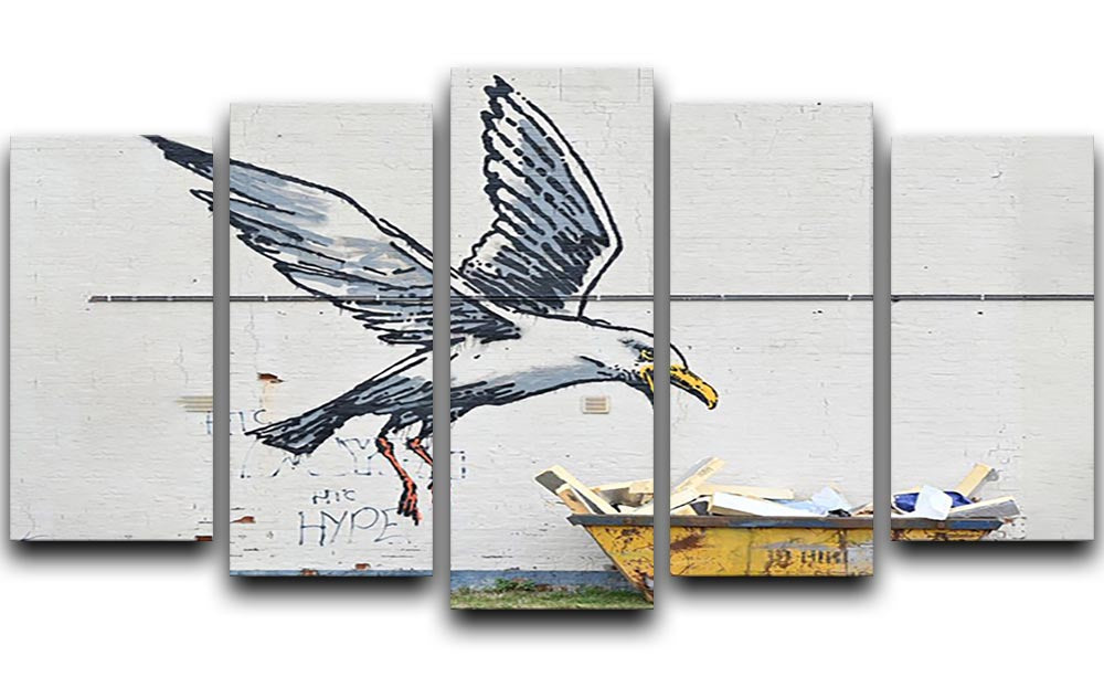 Banksy Swooping Seagull 5 Split Panel Canvas artwork featuring a dynamic seagull design across five panels.