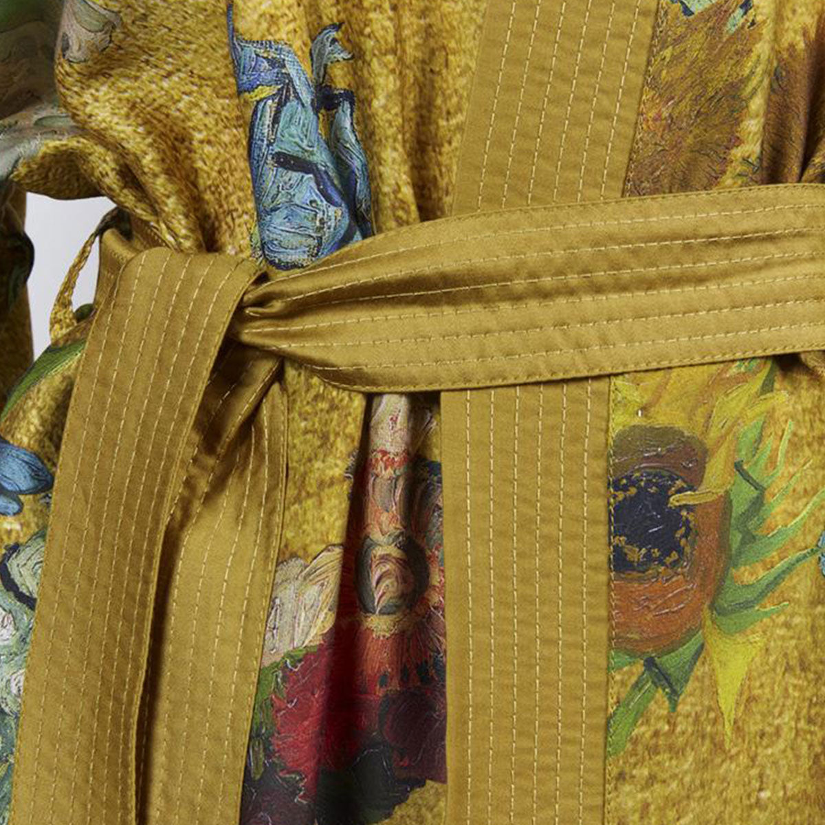 Bedding House Van Gogh Partout des Fleurs Gold Kimono Bath Robe featuring a vibrant floral print on a golden background.