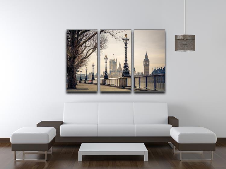 A stunning 3-panel canvas print featuring Big Ben and the Houses of Parliament, showcasing intricate details and vibrant colors.