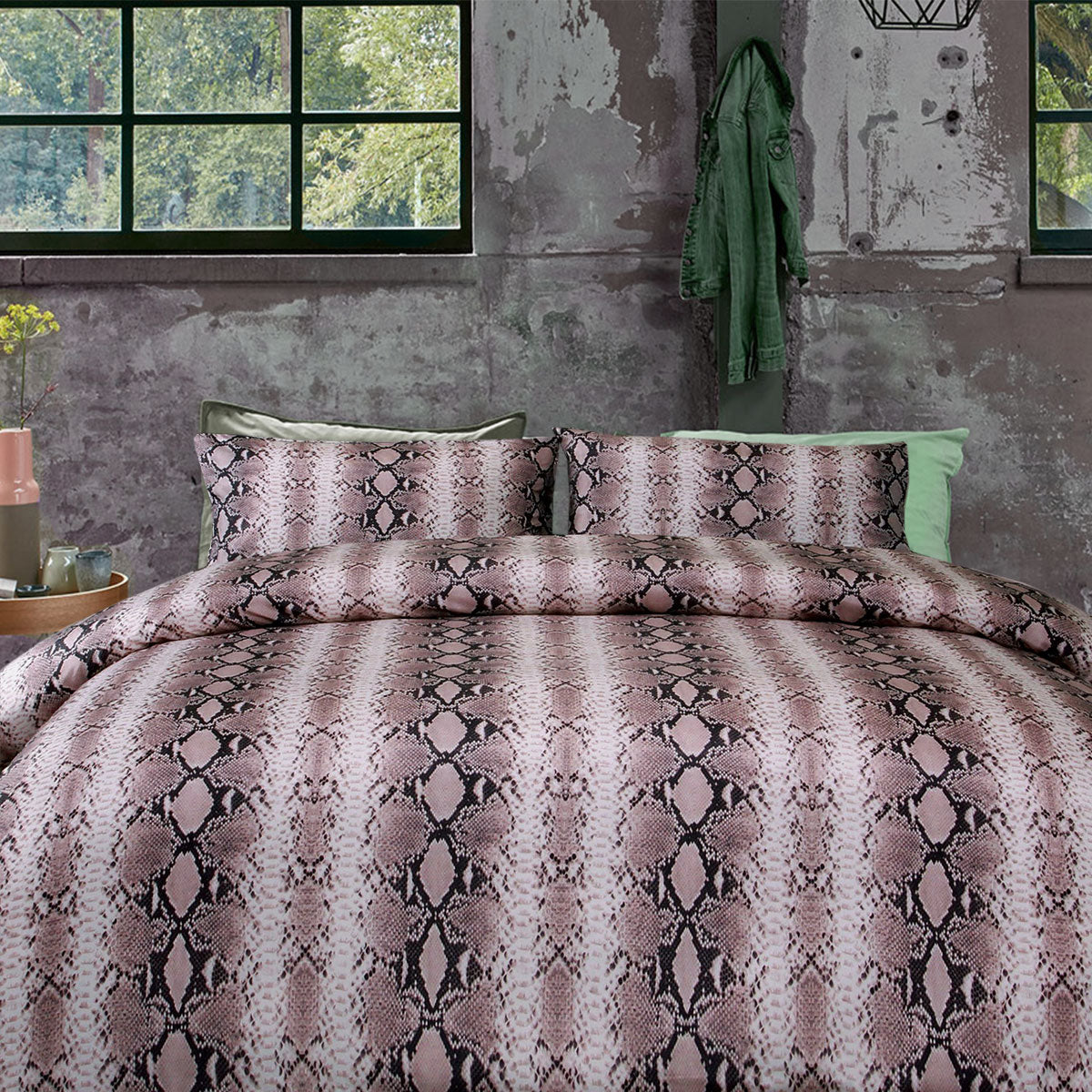 Big Sleep Snake Skin Pink Quilt Cover Set featuring floral print design, soft microfiber fabric, and includes quilt cover and pillowcases.