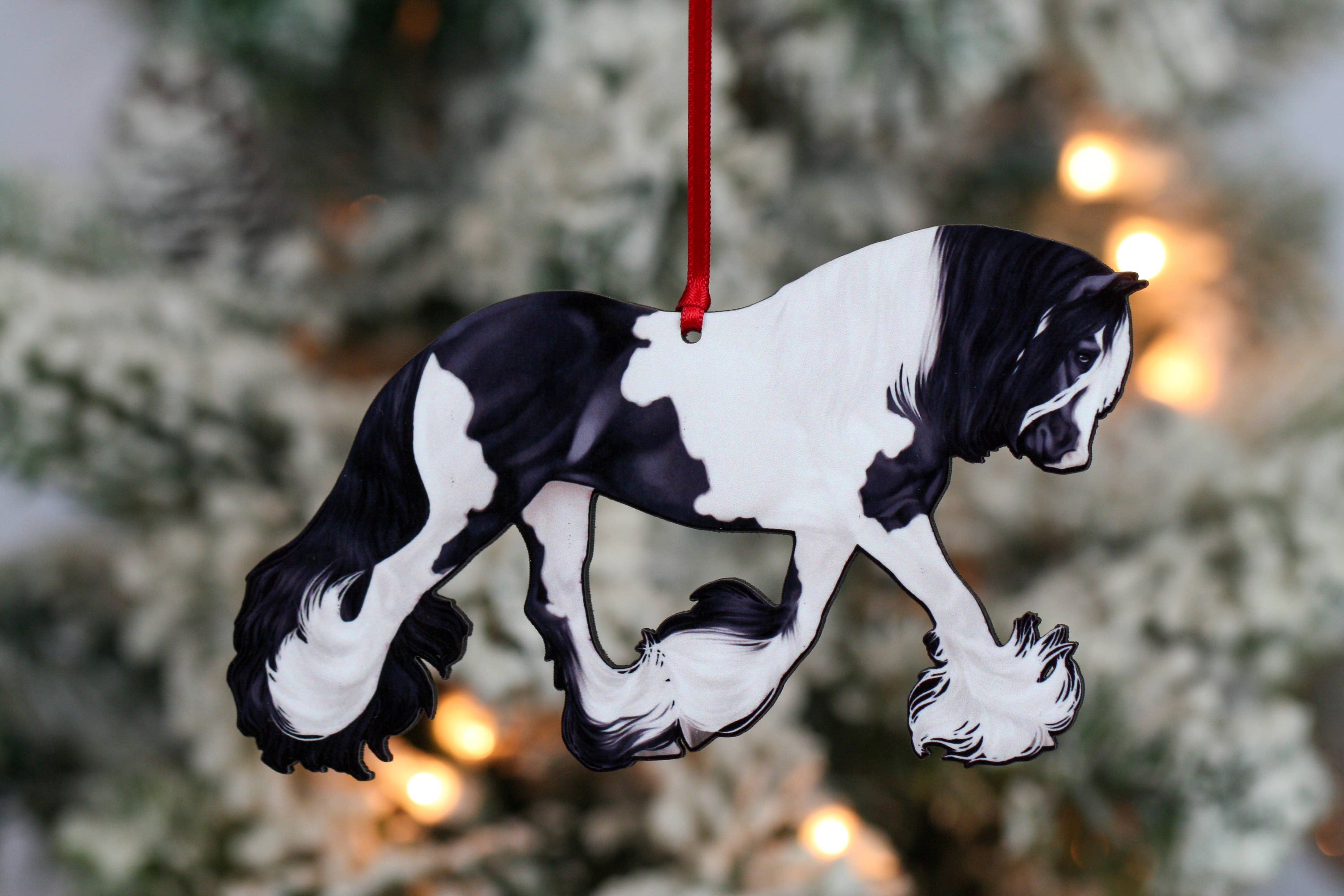 Black Tobiano Gypsy Cob Horse ornament made from composite wood, featuring a glossy front and dark brown back, perfect for holiday decorations.