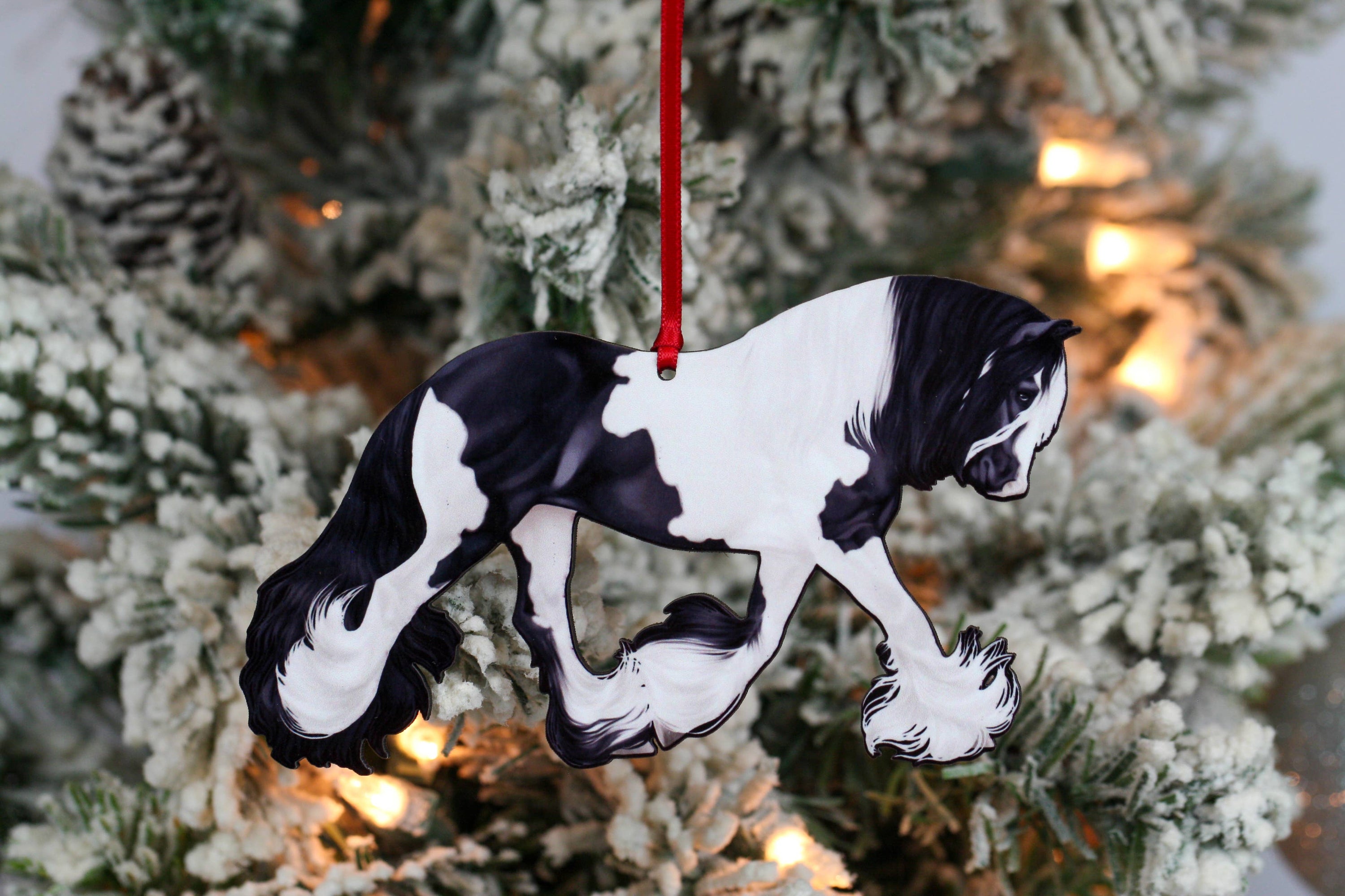 Black Tobiano Gypsy Cob Horse ornament made from composite wood, featuring a glossy front and dark brown back, perfect for holiday decorations.