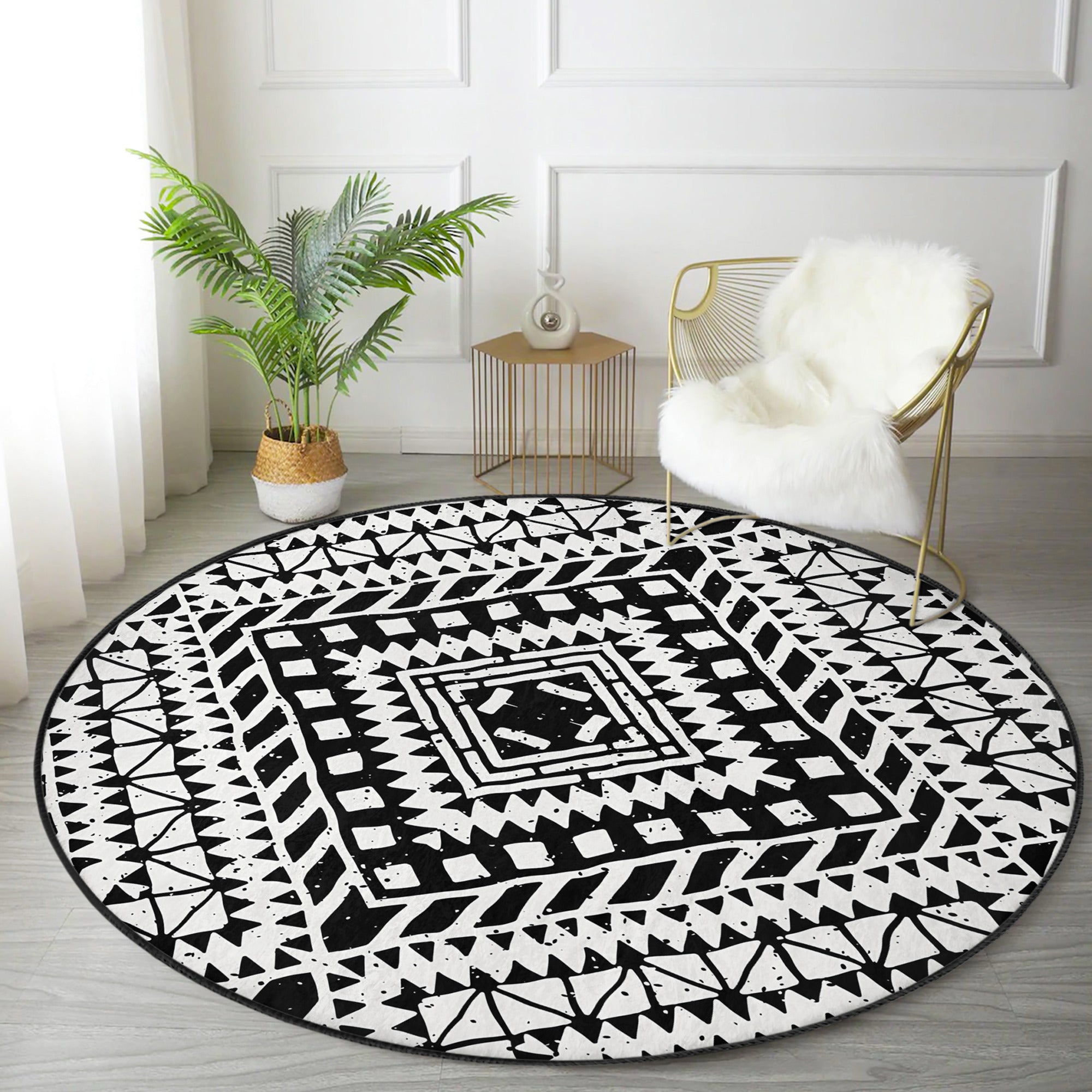 Cottage Round Rug in farmhouse style, showcasing a soft velvet texture and anti-slip backing, perfect for home decor.