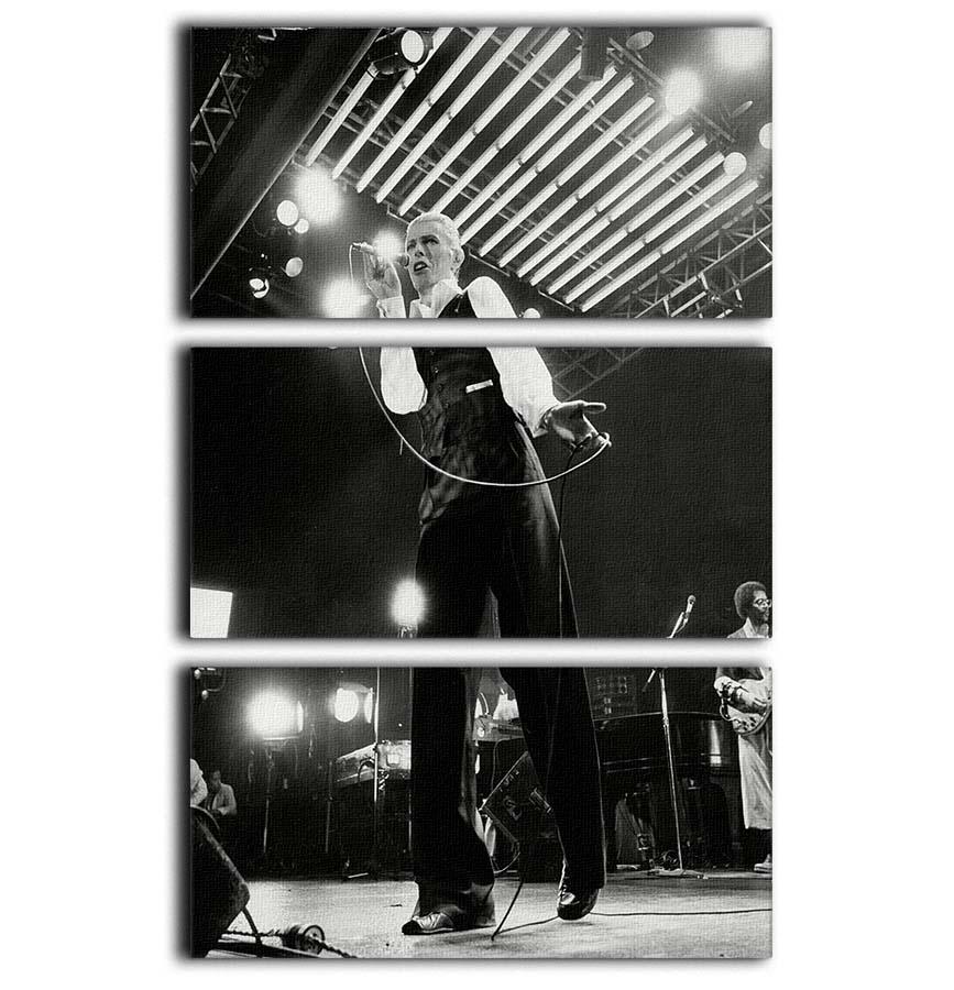 David Bowie at Wembley 3-panel canvas print featuring vibrant colors and iconic imagery, perfect for home decor.