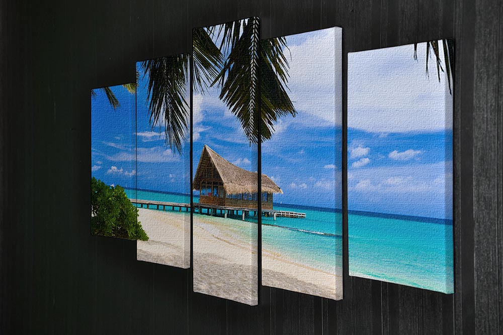 A vibrant 5-panel canvas artwork depicting a diving club on a tropical island, showcasing stunning marine life and lush landscapes.
