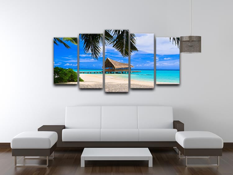 A vibrant 5-panel canvas artwork depicting a diving club on a tropical island, showcasing stunning marine life and lush landscapes.