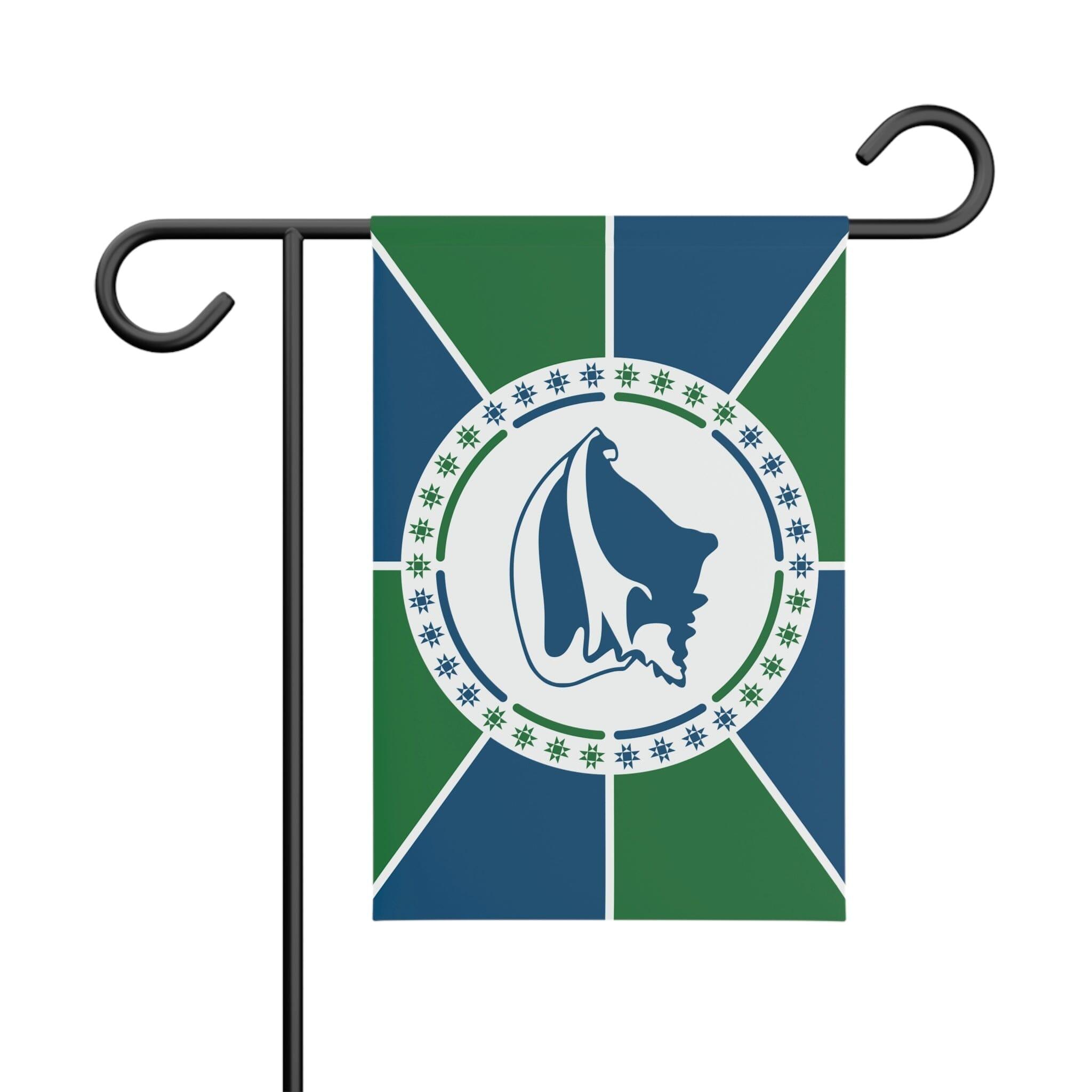 Drapeau Jardin de la Martinique 2 en polyester, affichant des couleurs vives et un design recto verso, idéal pour le jardin.