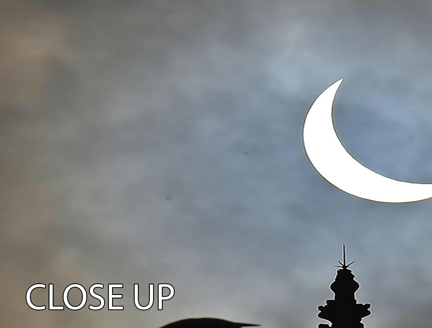 Eclipse over Worcester Cathedral 3-panel canvas print showcasing a stunning view of the cathedral under an eclipse, perfect for home decor.