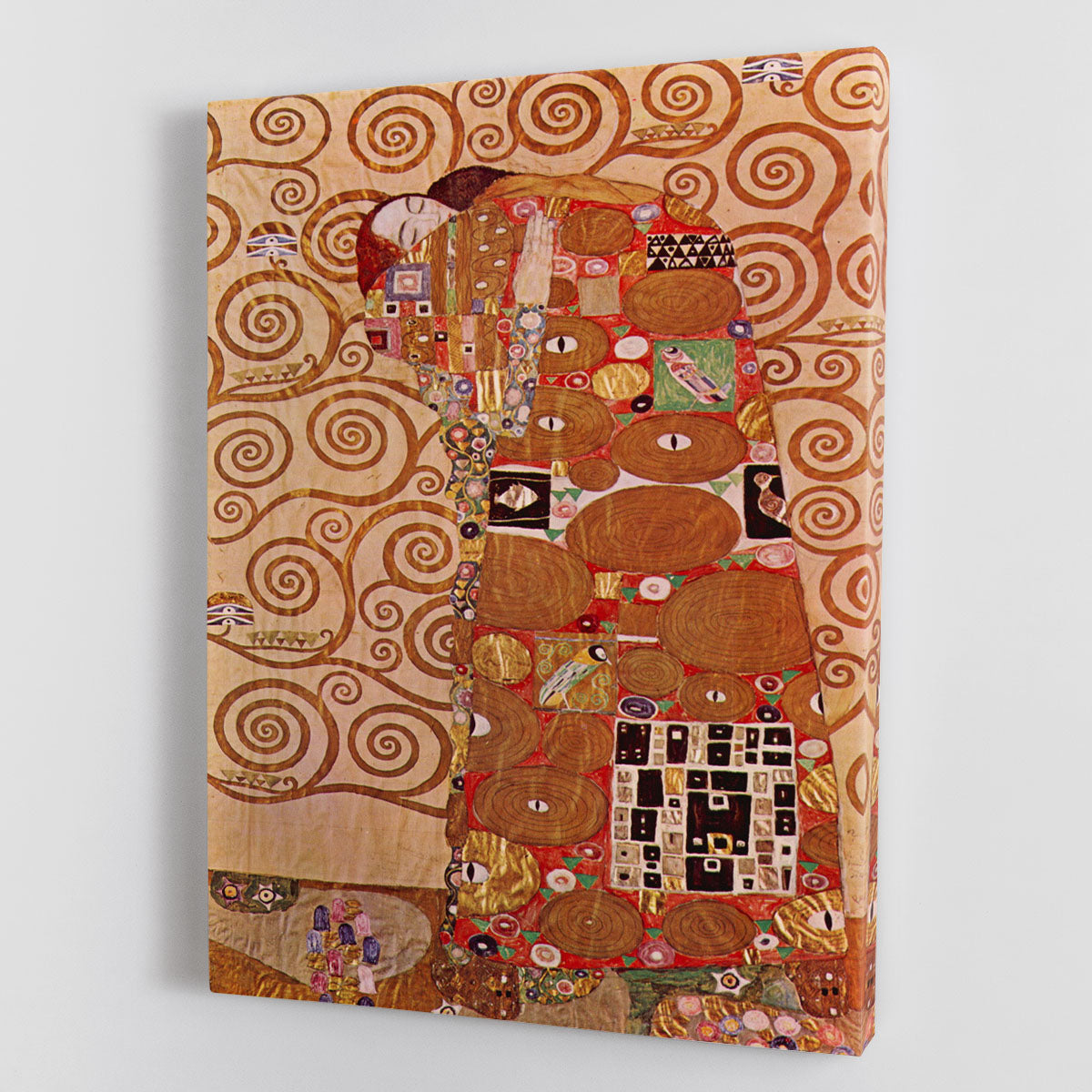 Embrace by Klimt canvas print featuring a couple in a golden embrace, showcasing intricate details and vibrant colors.
