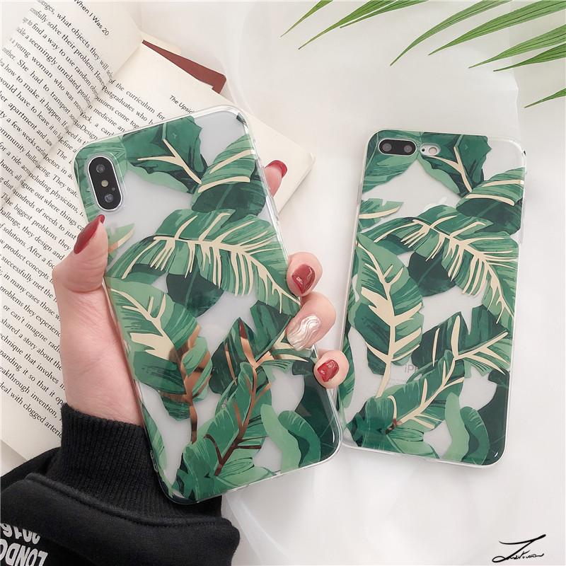 Luxury bronzing banana leaf case for iPhone X, XR, XS Max, showcasing soft TPU material and stylish design.